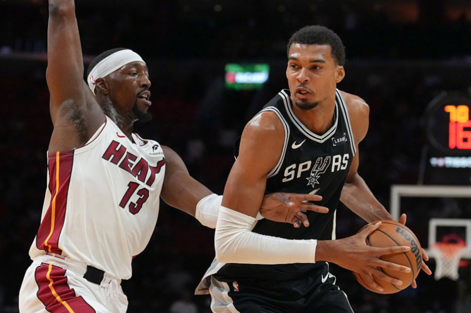 没有任何人, 是替补 没有任何人, 是替补