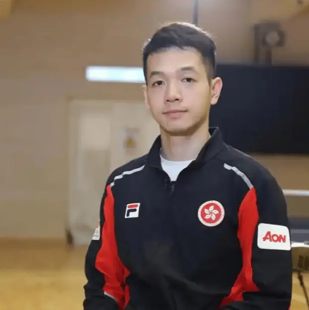 他就是何钧, 伦敦球星挑